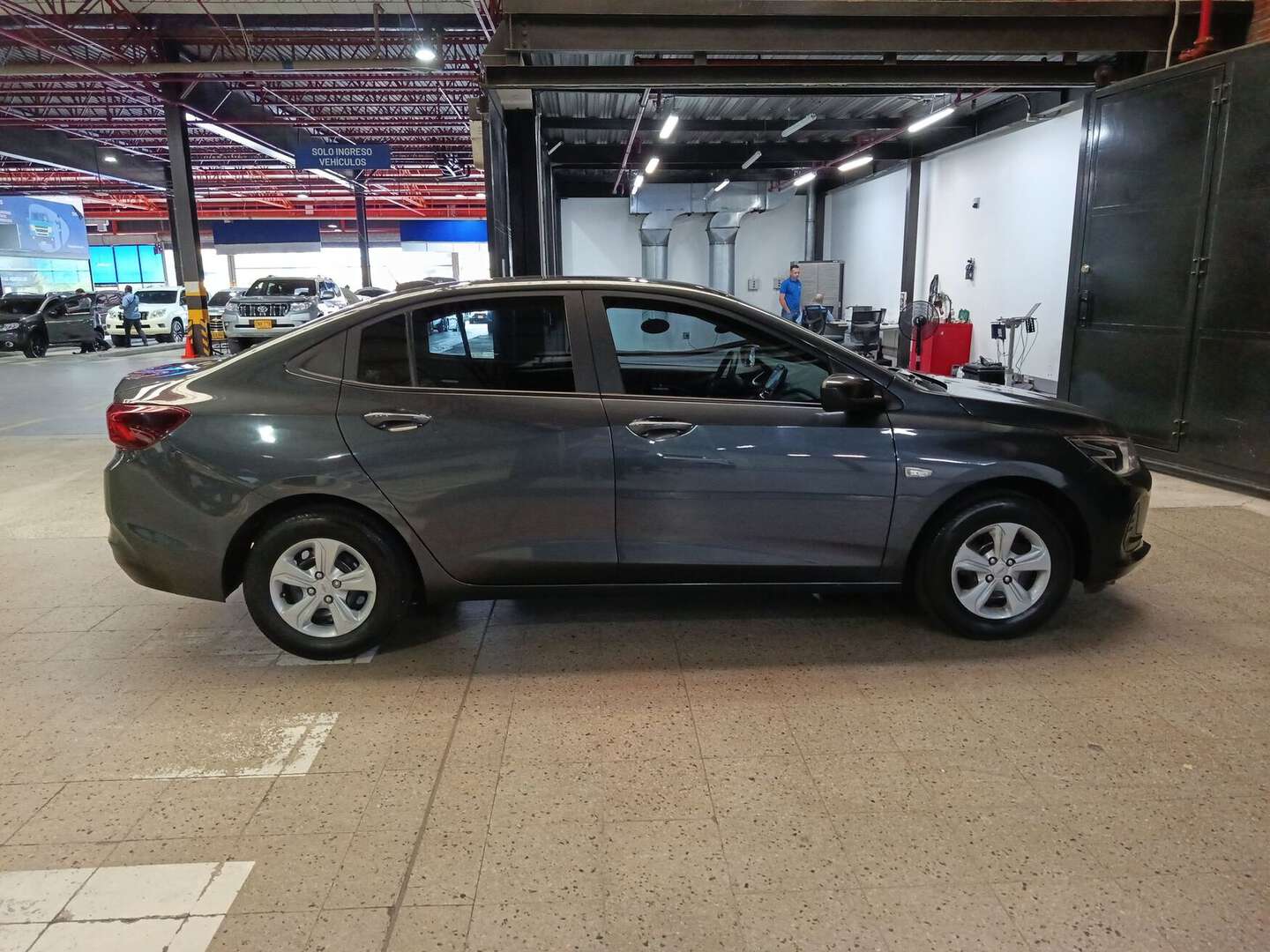 Chevrolet - Onix - 2025
