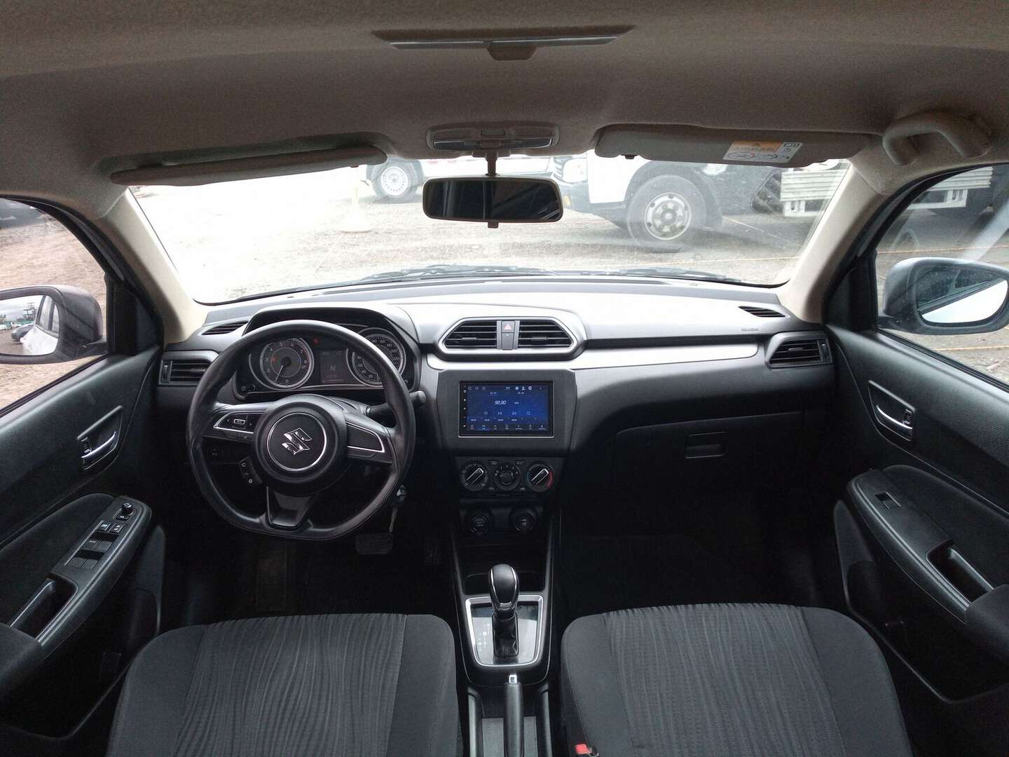 Suzuki - Swift - 2023
