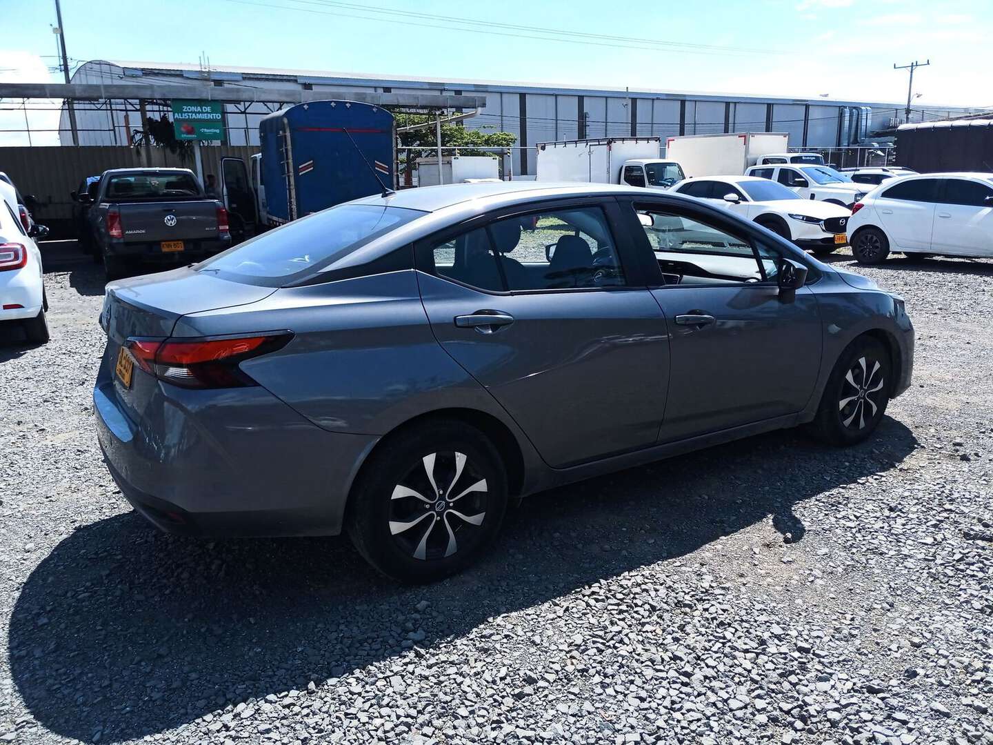 Nissan - Versa - 2025