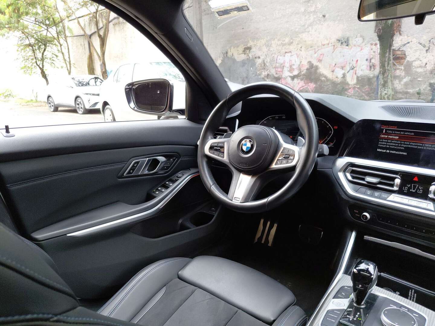 BMW - 330i - 2022