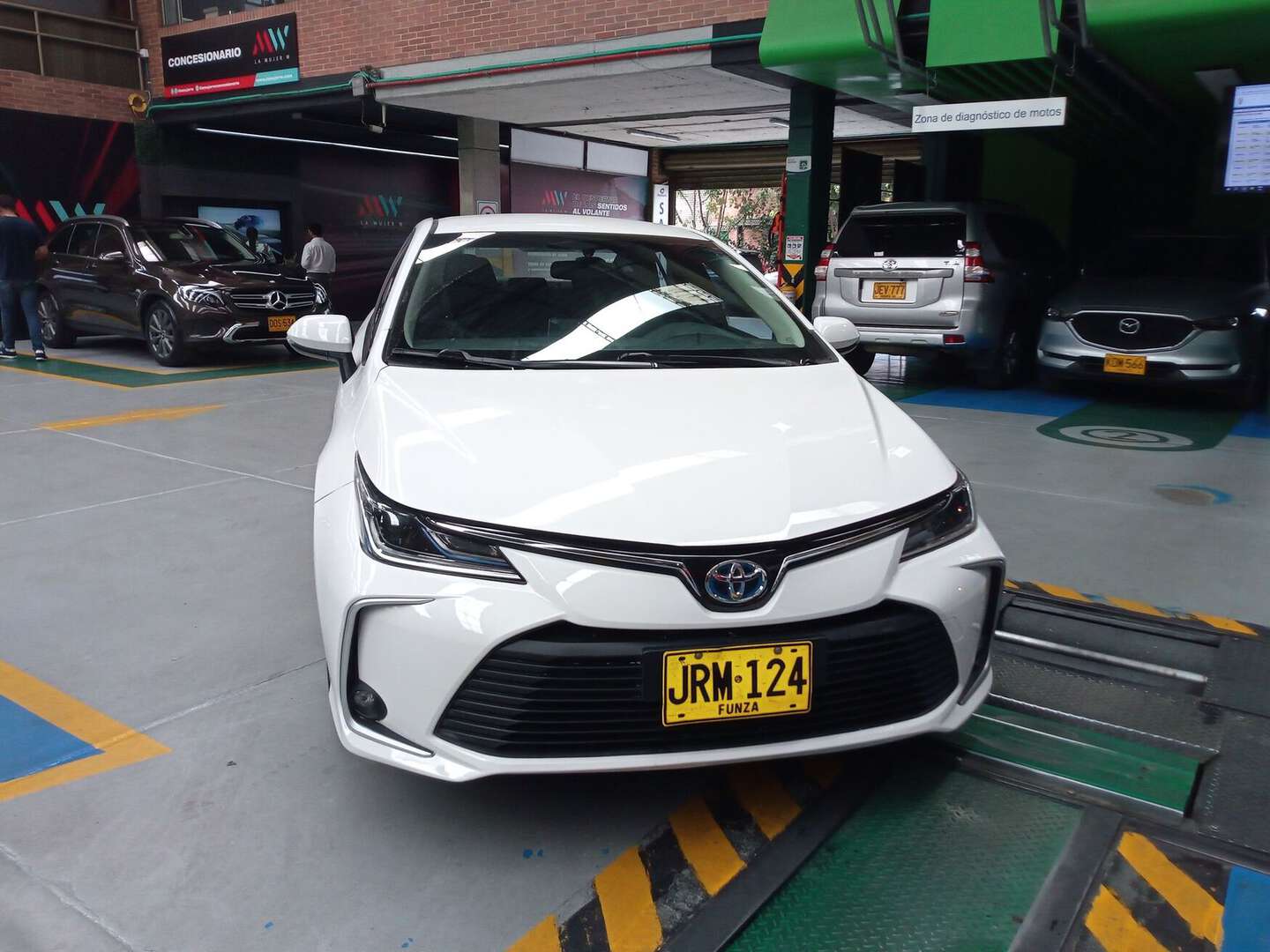 Toyota - Corolla - 2021