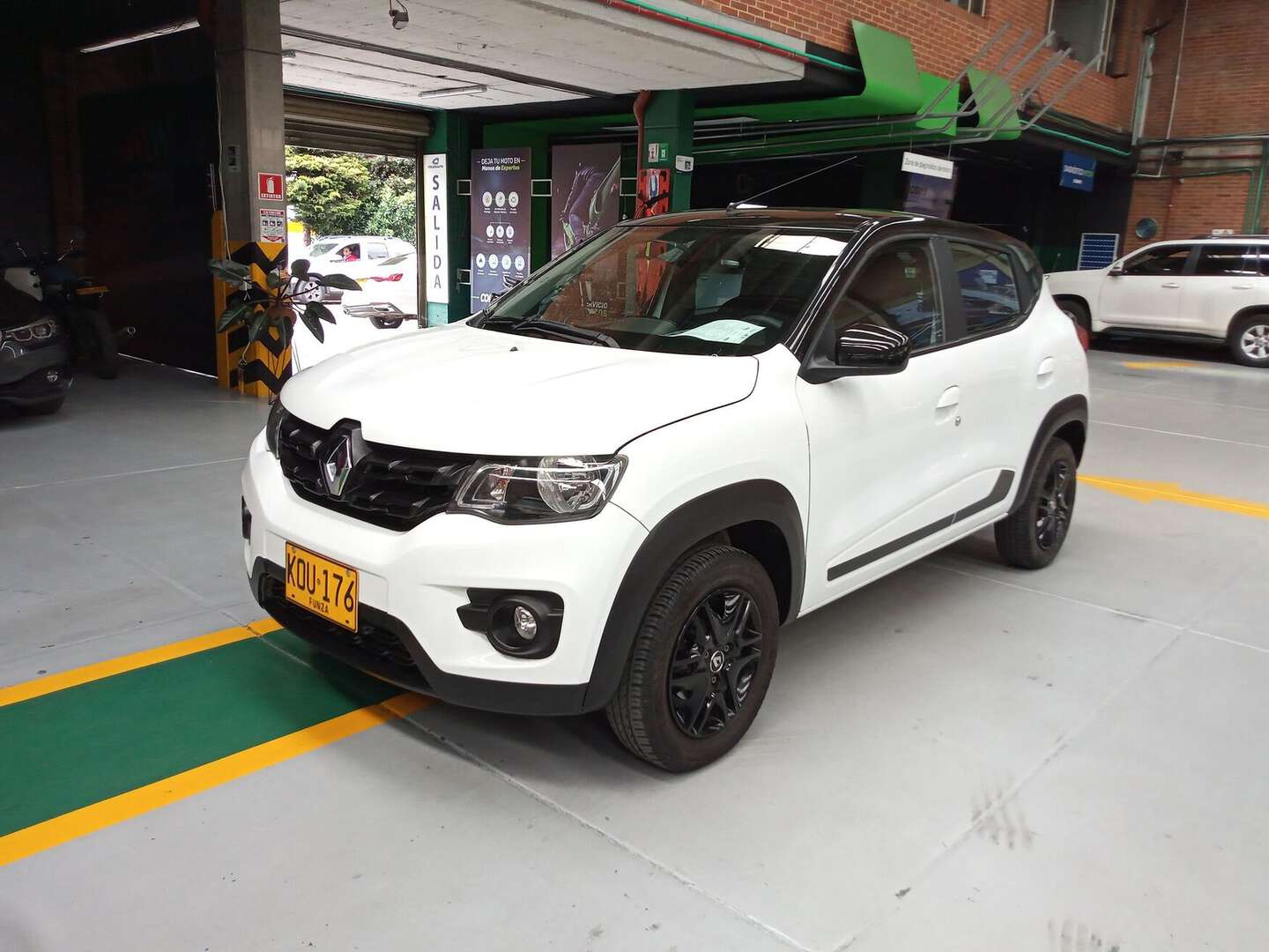 Renault - Kwid - 2022