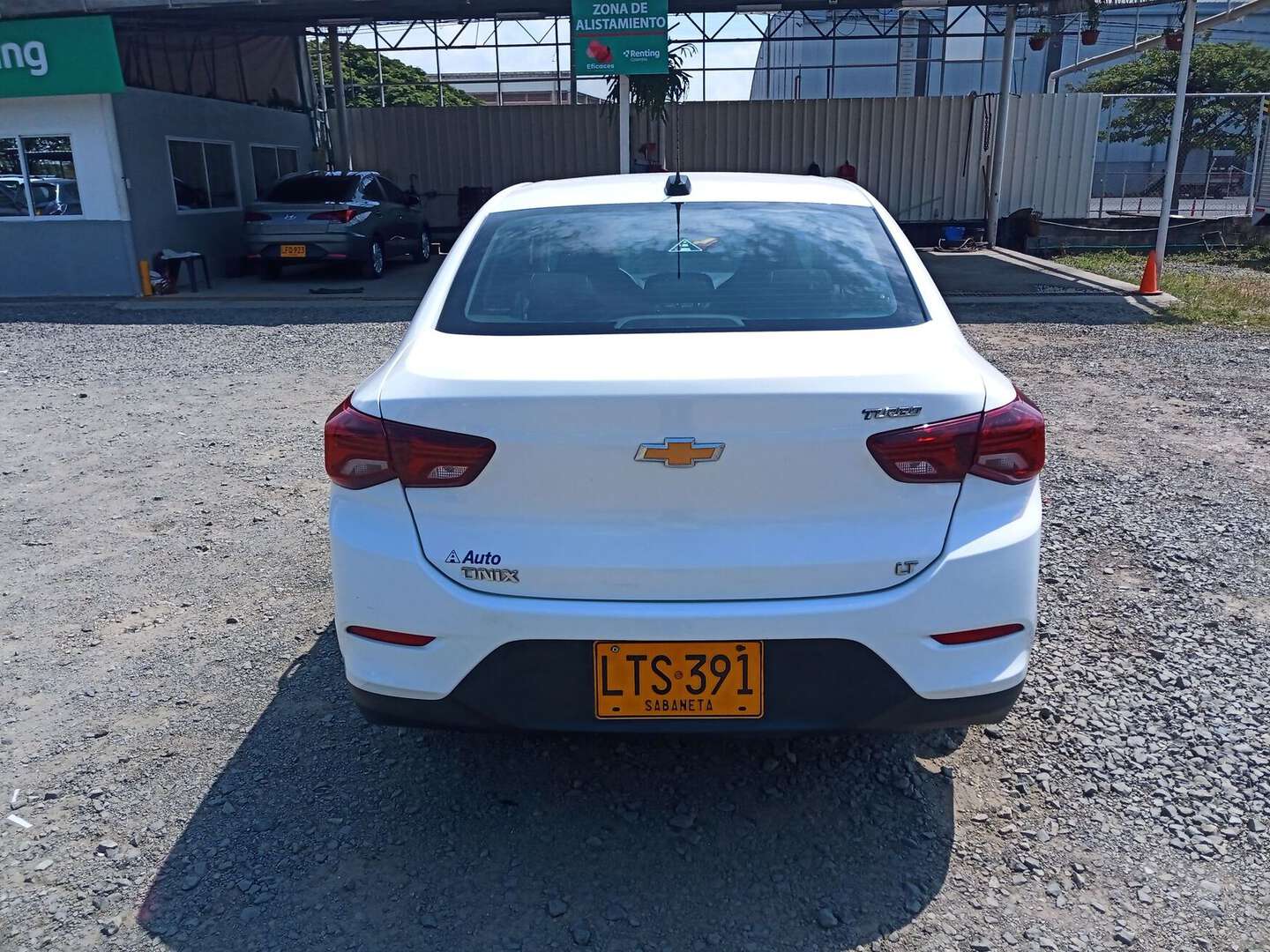 Chevrolet - Onix - 2023
