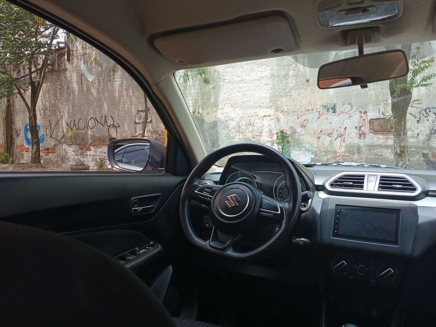 Suzuki - Swift - 2023