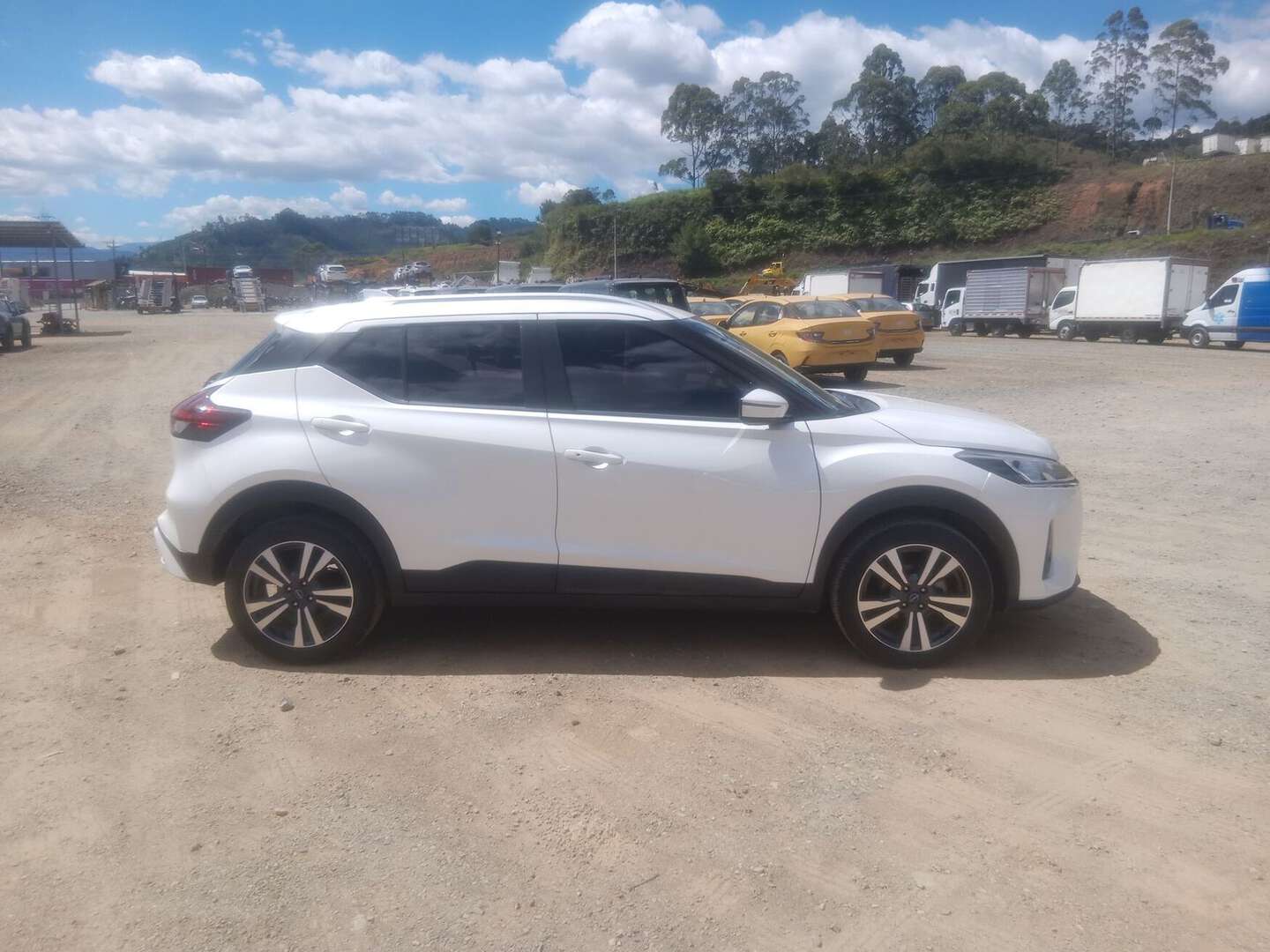 Nissan - Kicks - 2026