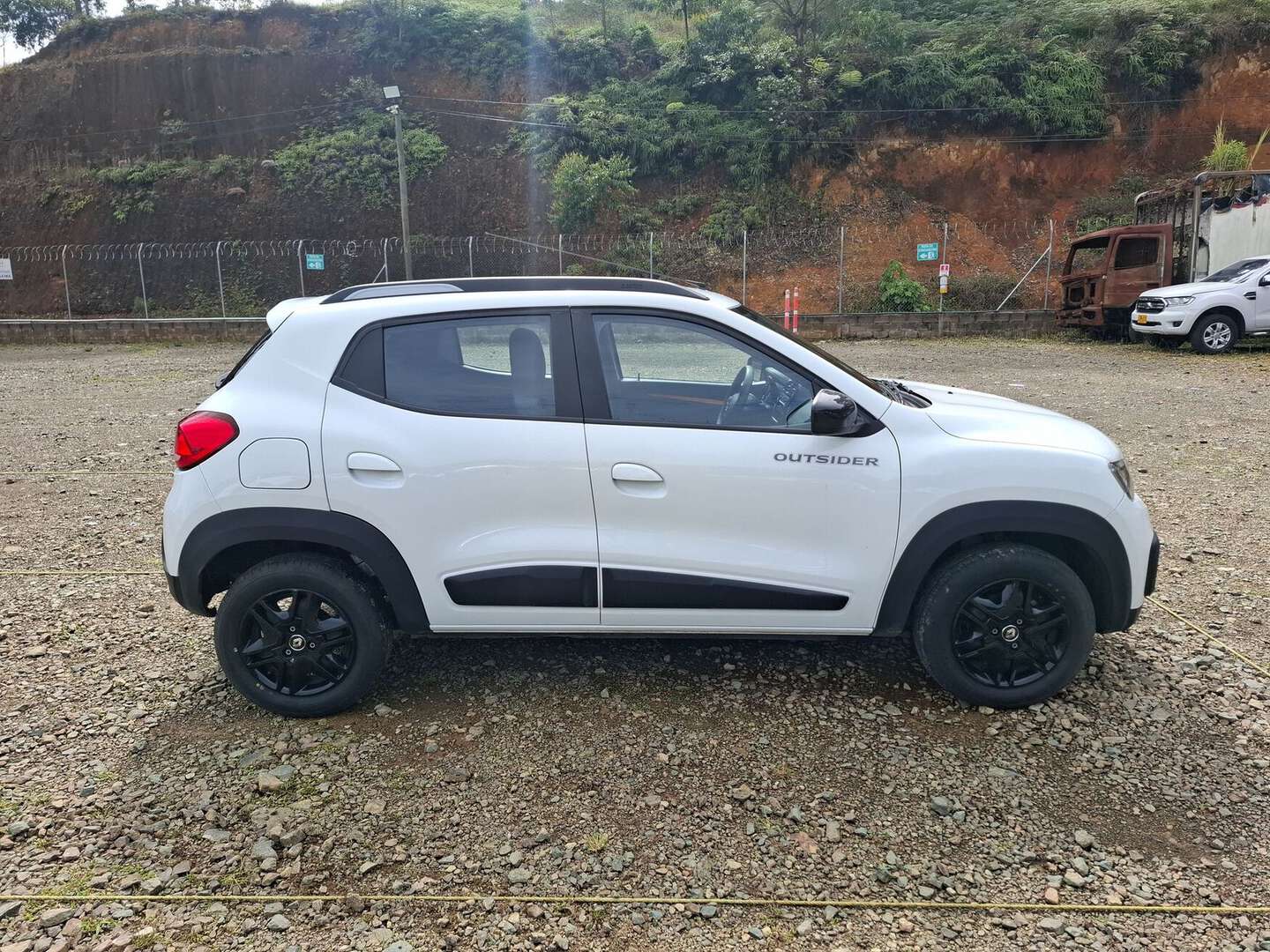 Renault - Kwid - 2022
