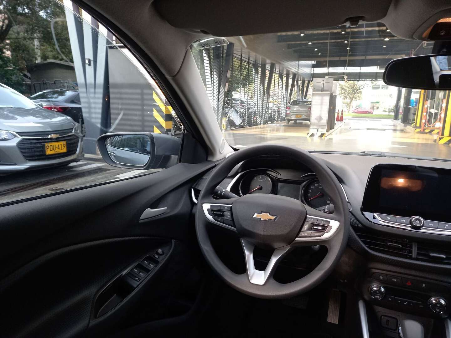 Chevrolet - Onix - 2025