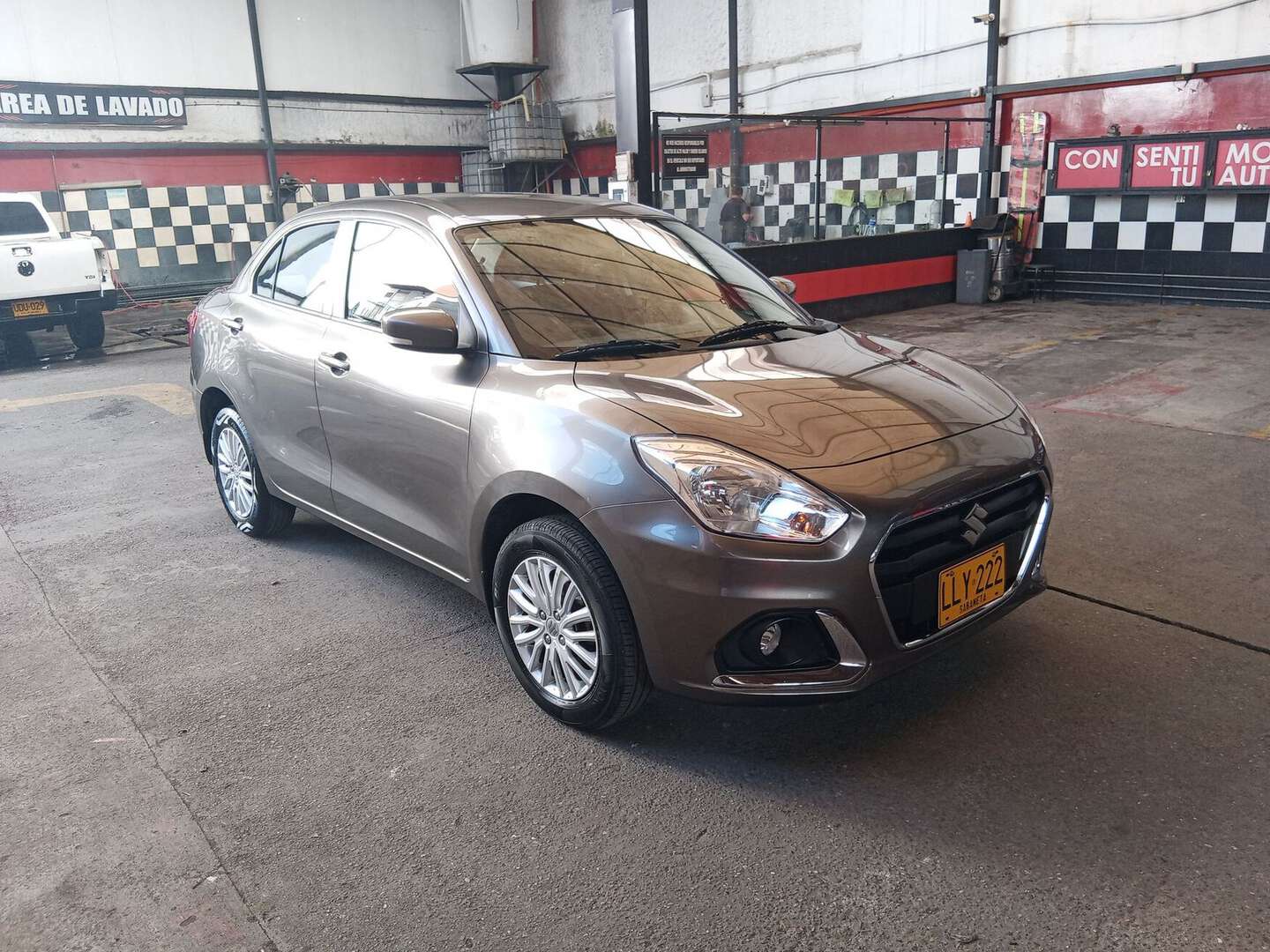 Suzuki - Swift - 2023