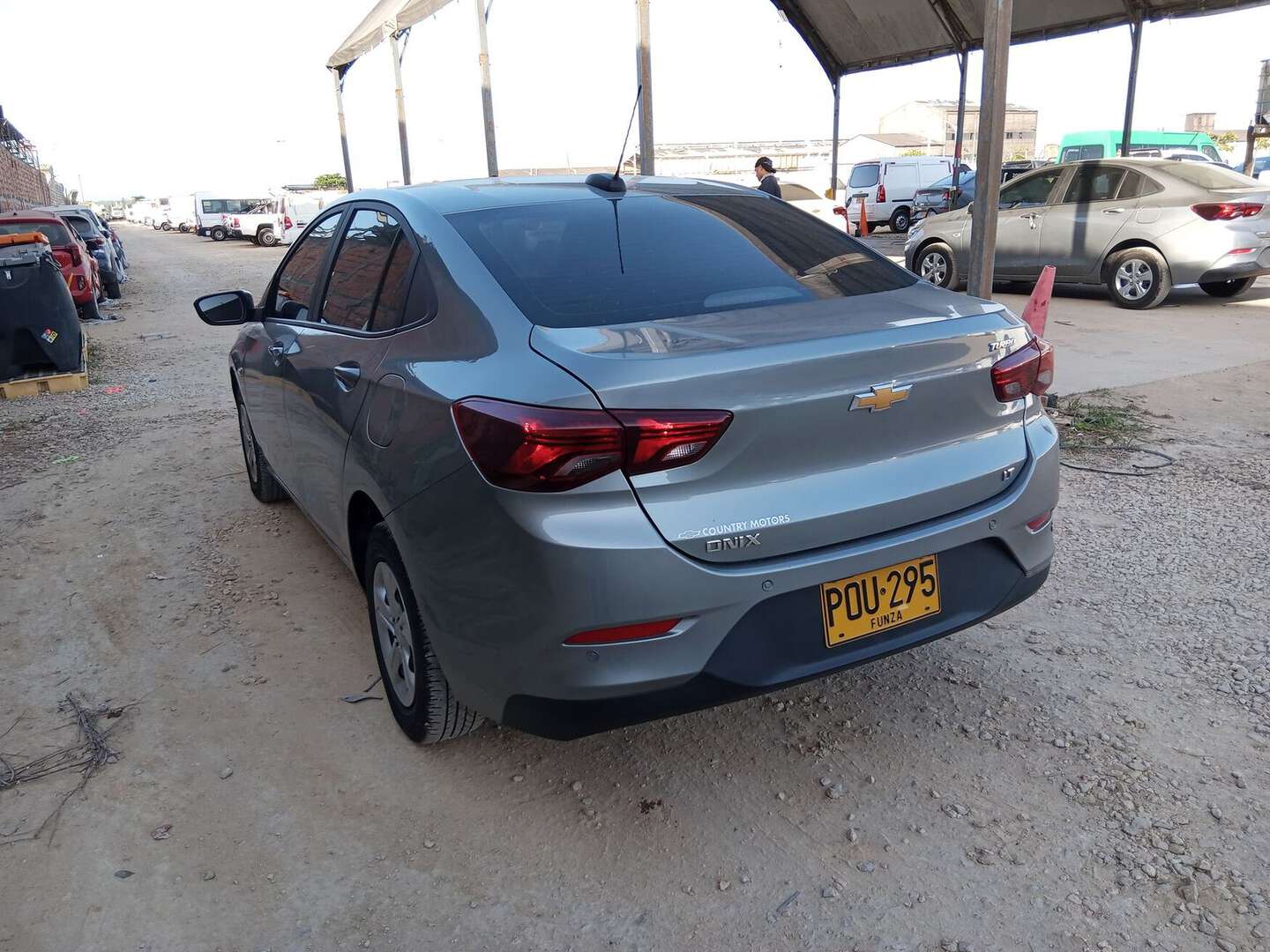 Chevrolet - Onix - 2025