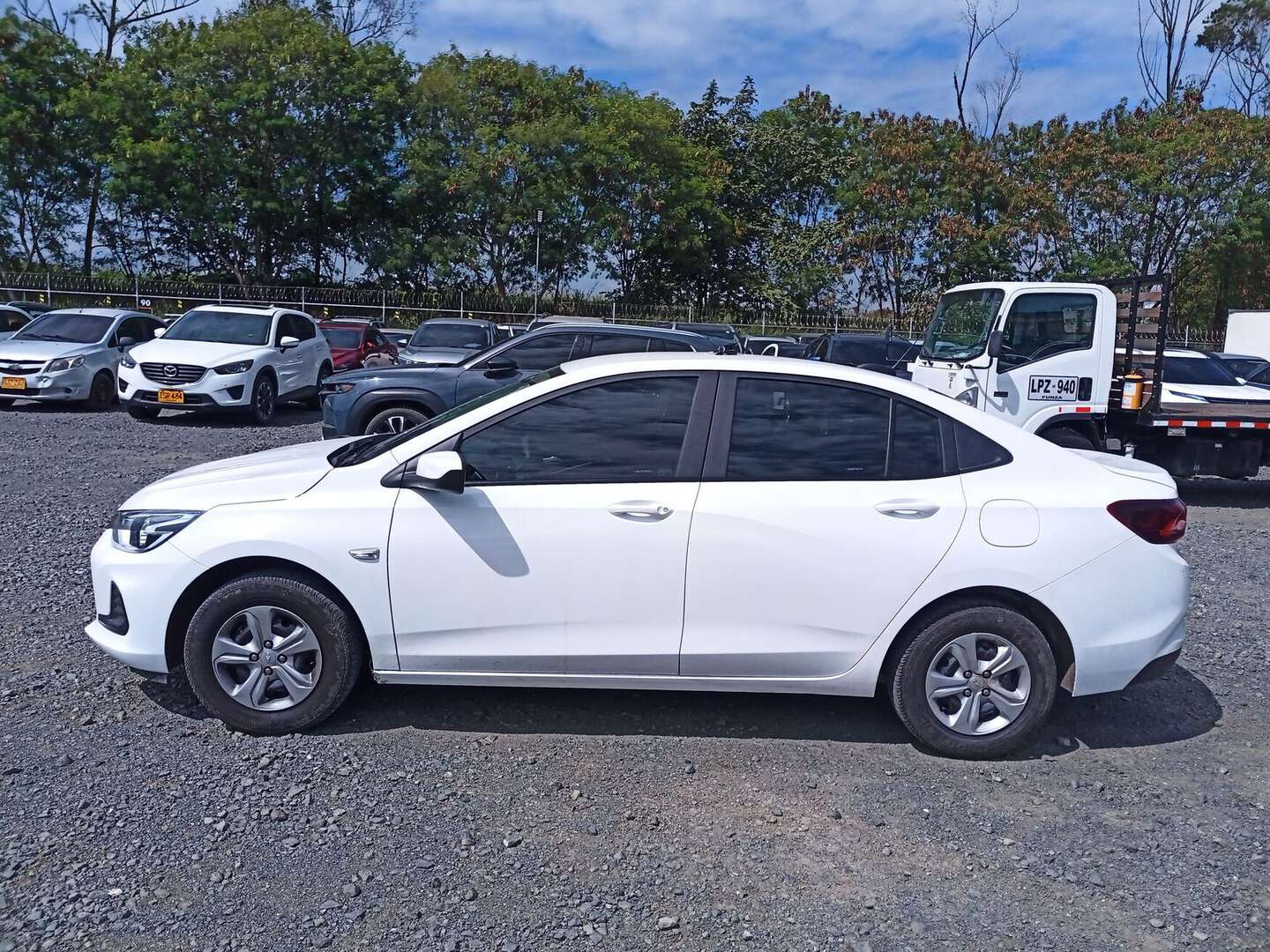 Chevrolet - Onix - 2025