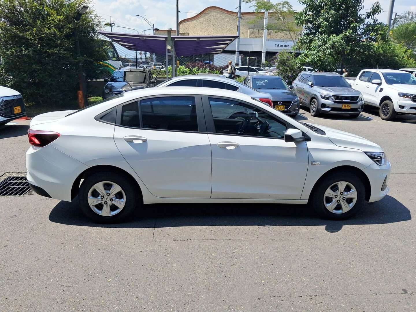 Chevrolet - Onix - 2025