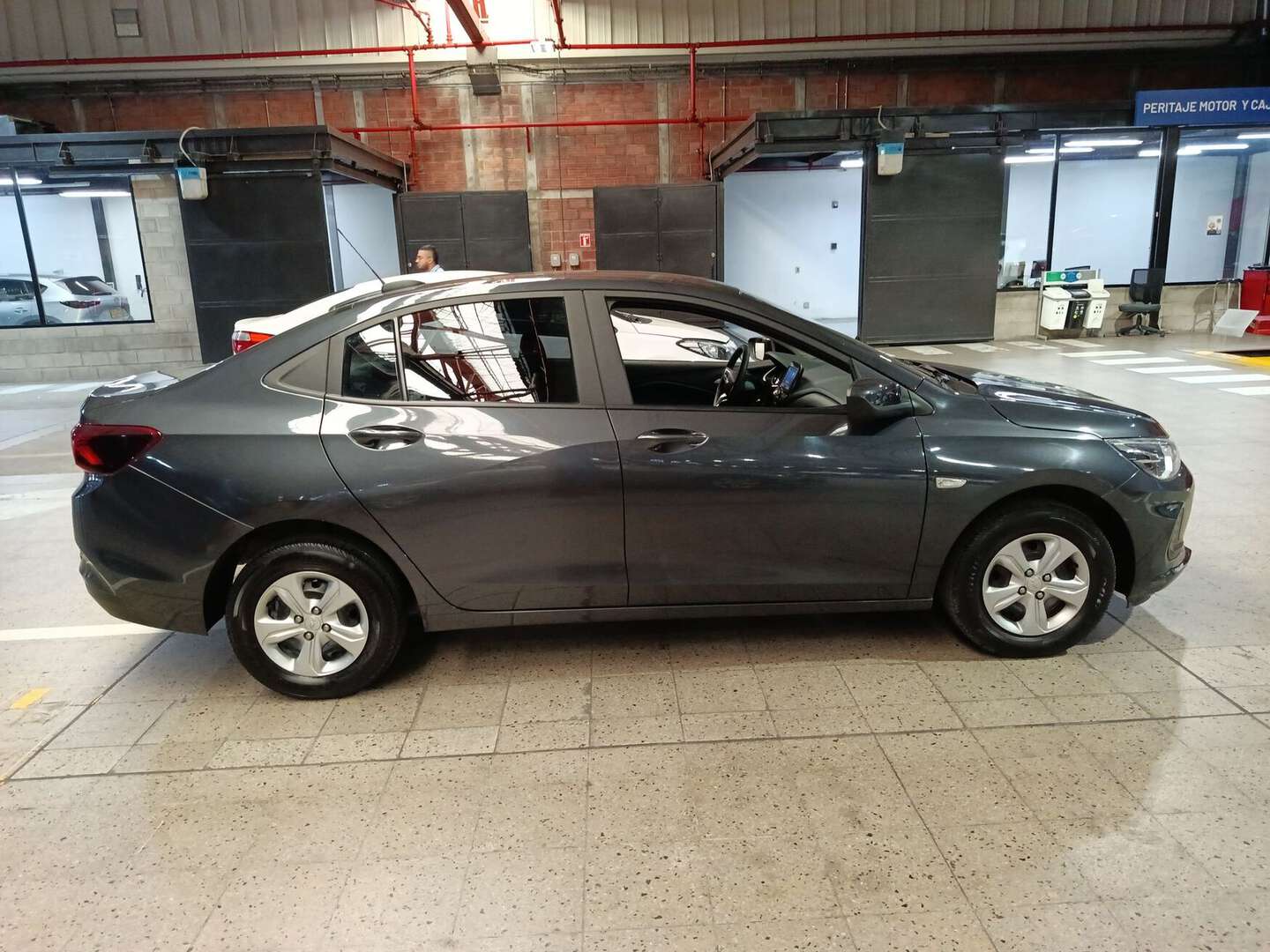 Chevrolet - Onix - 2025
