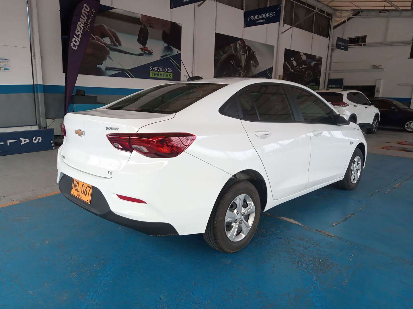 Chevrolet - Onix - 2024