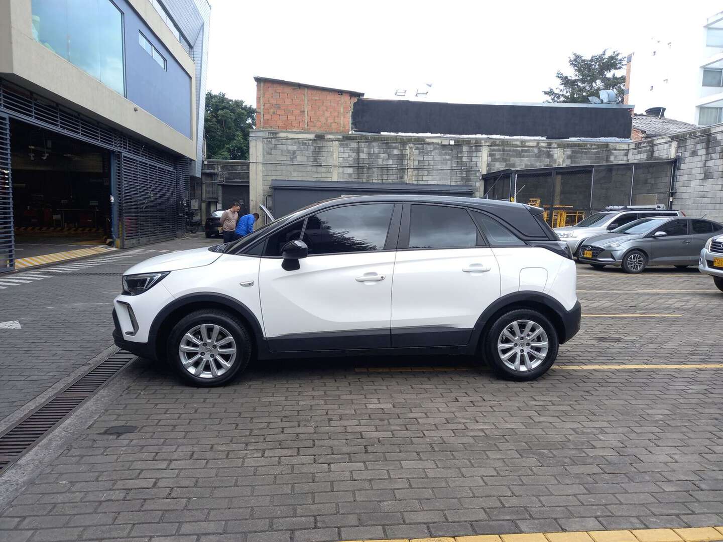 Opel - Crossland - 2023