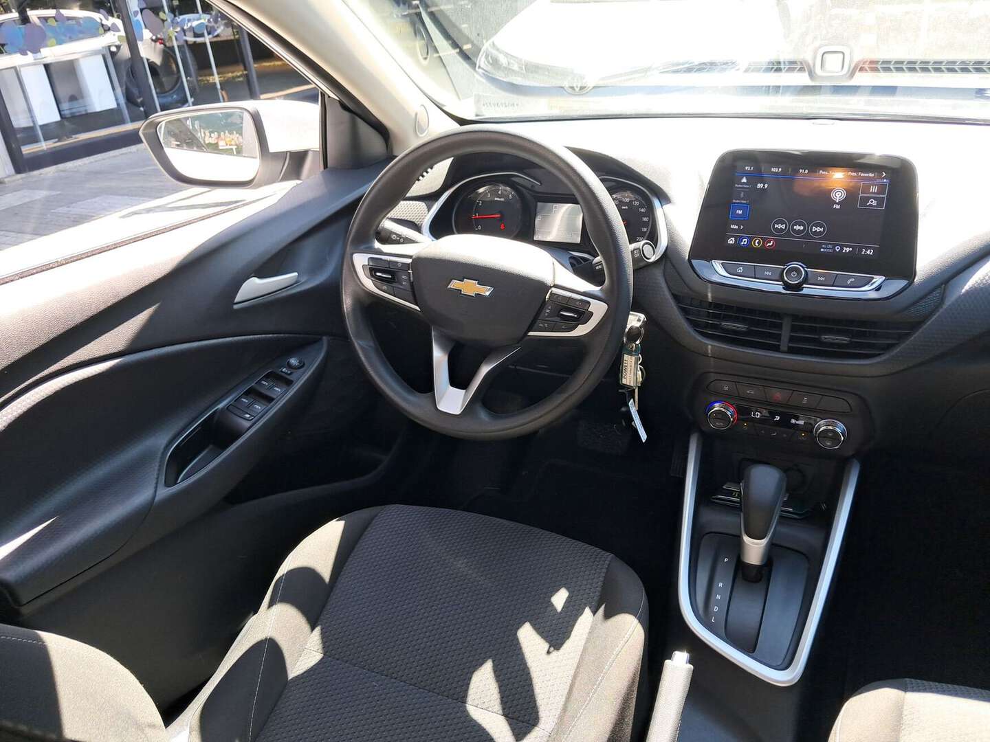 Chevrolet - Onix - 2025