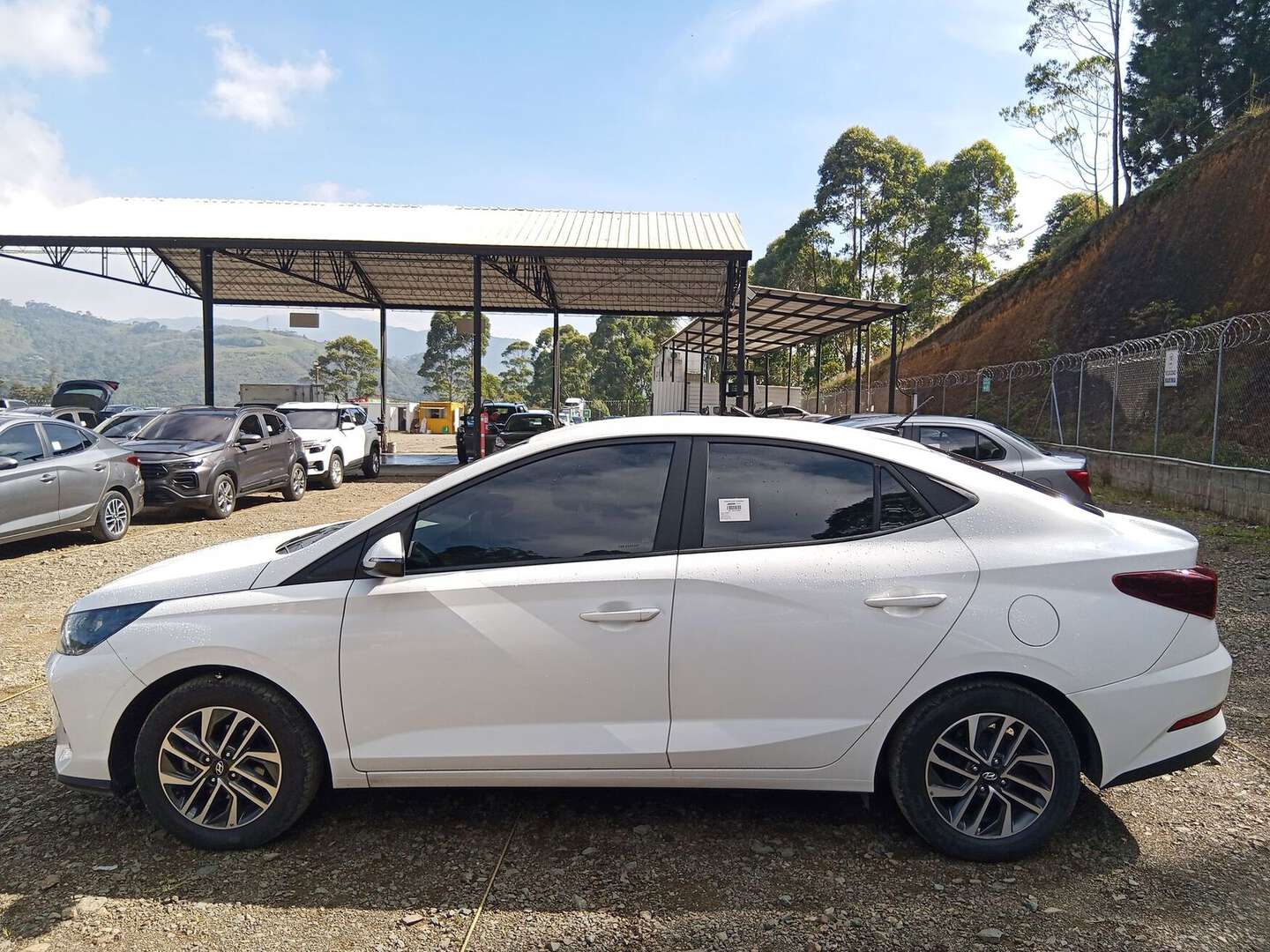 Hyundai - Accent - 2024