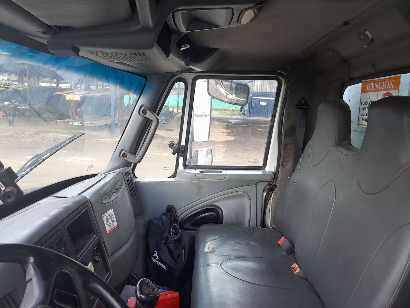 International - 4300 - 2012
