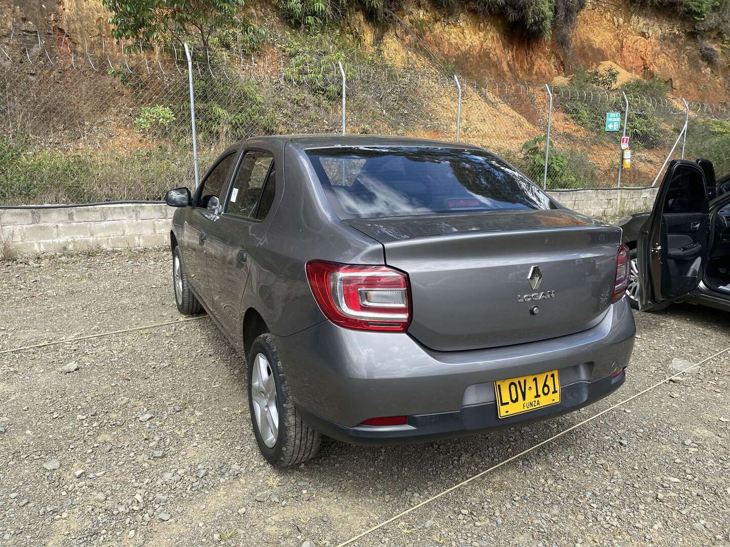 Renault - Logan - 2023