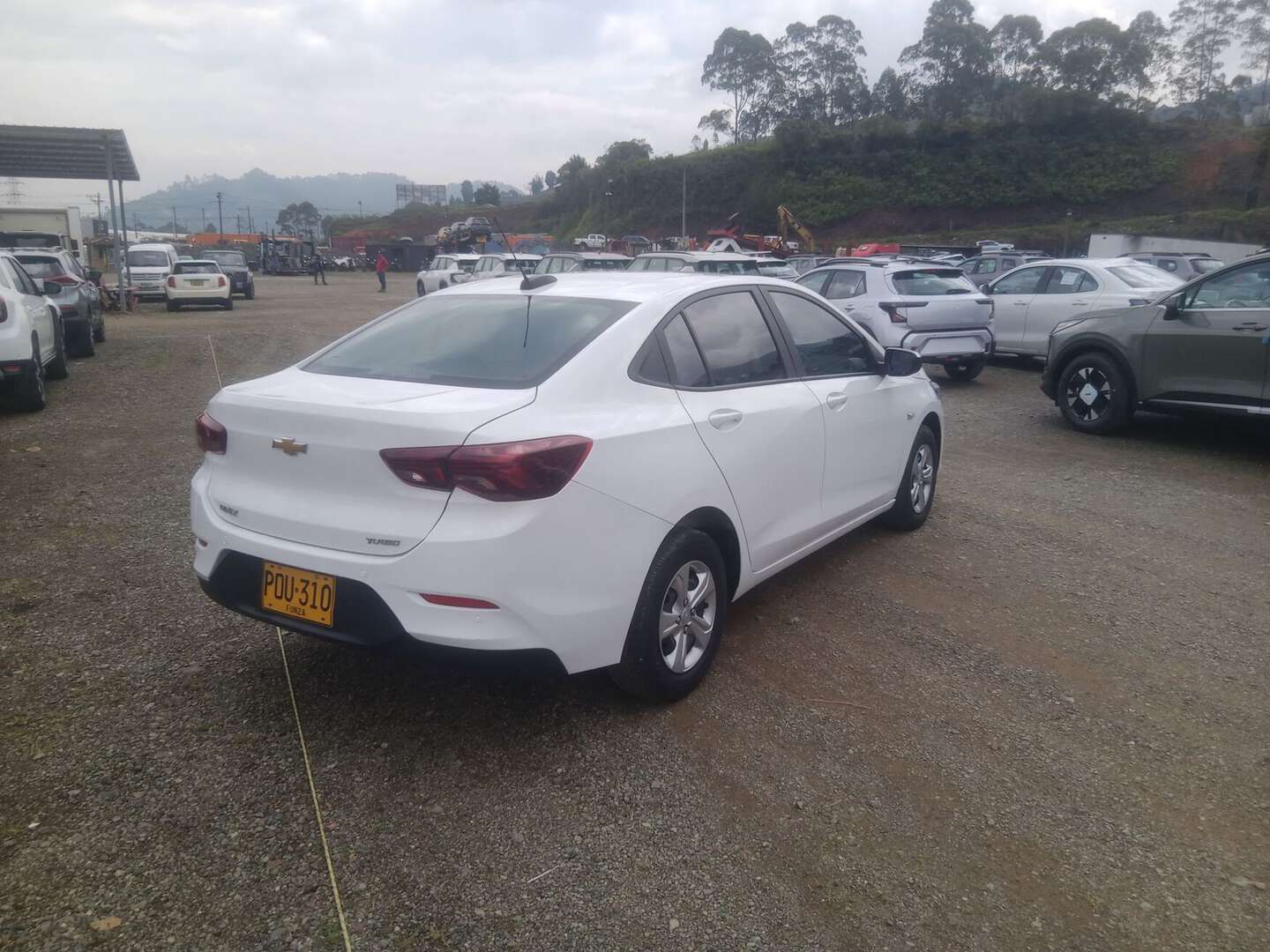 Chevrolet - Onix - 2025