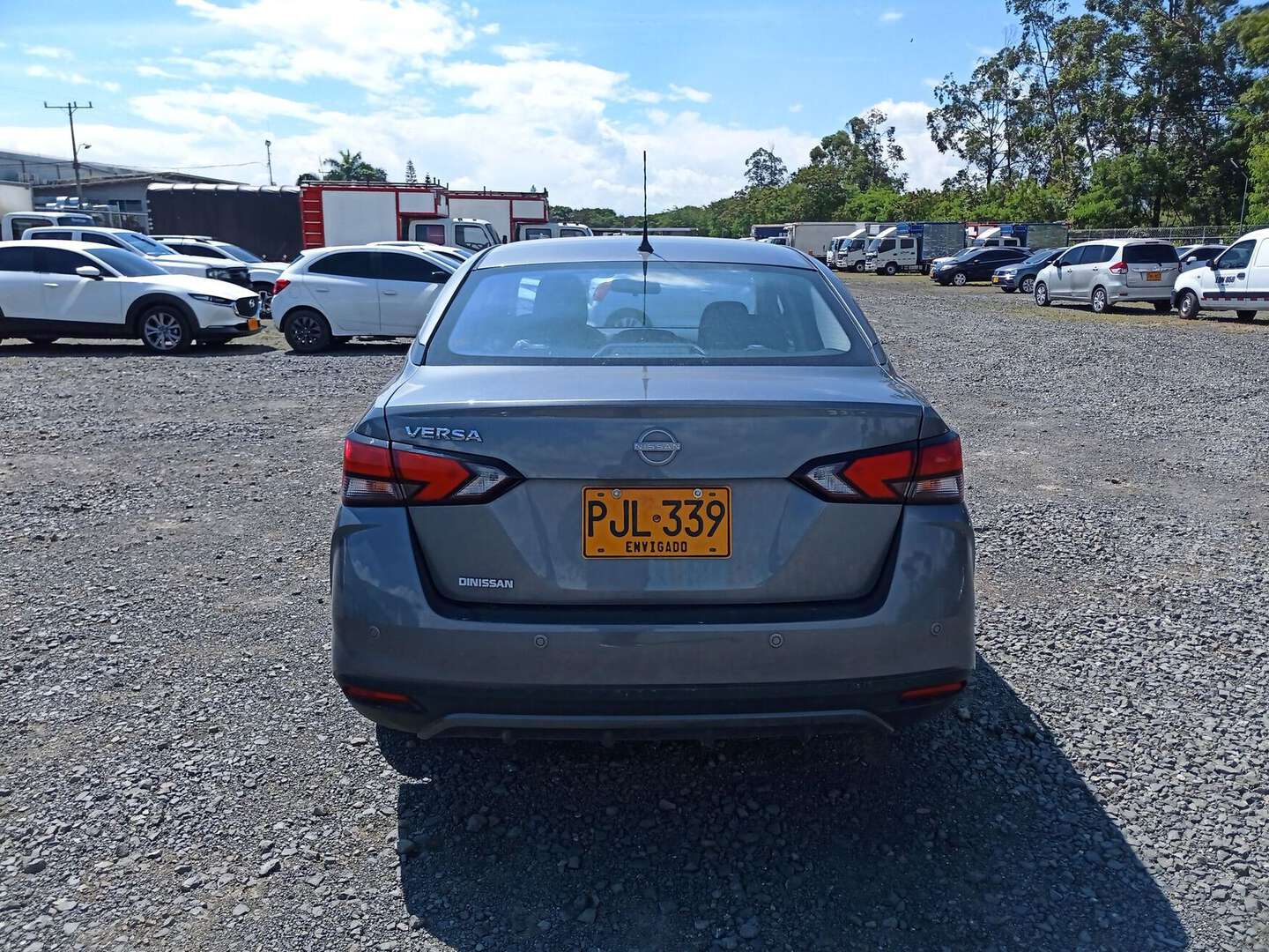 Nissan - Versa - 2025
