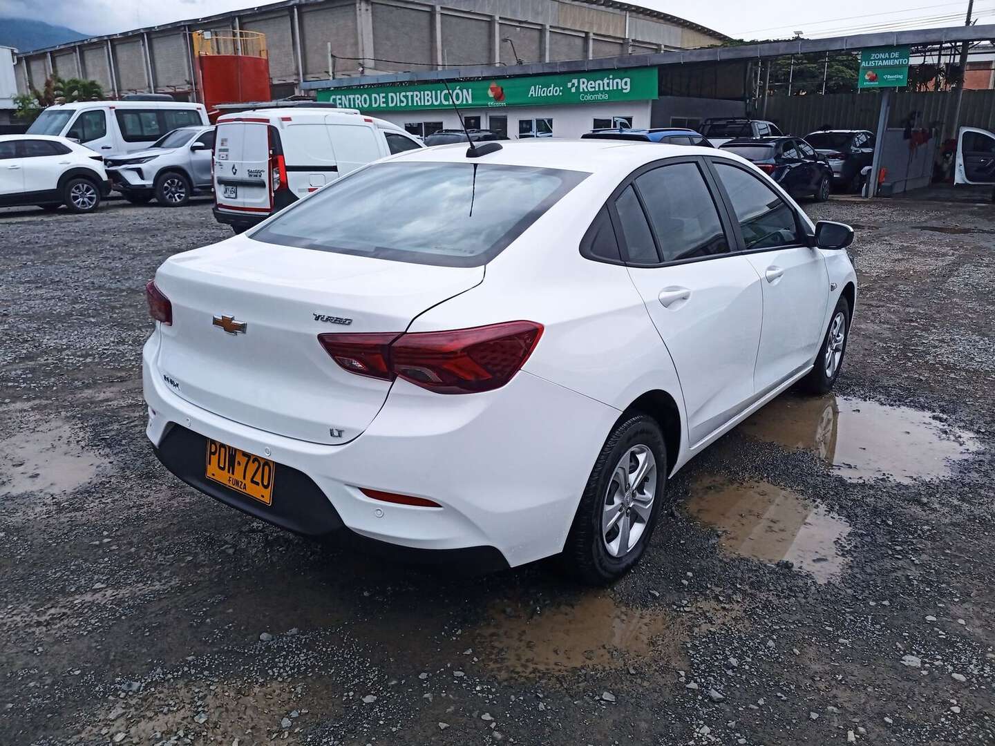 Chevrolet - Onix - 2025