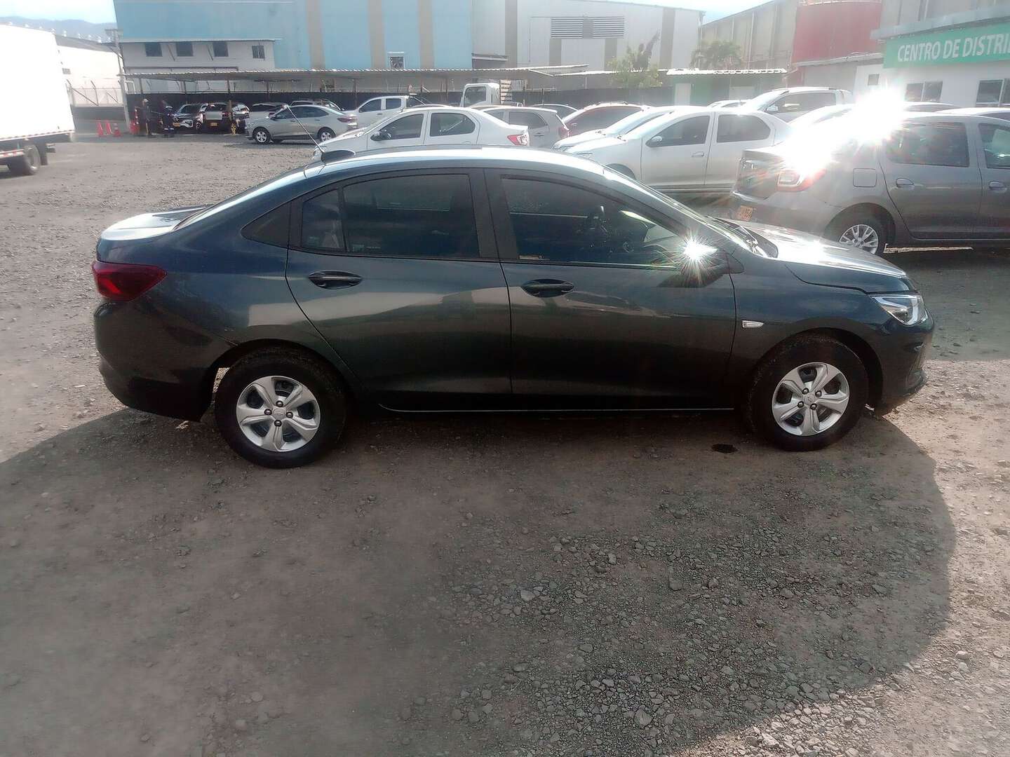 Chevrolet - Onix - 2025