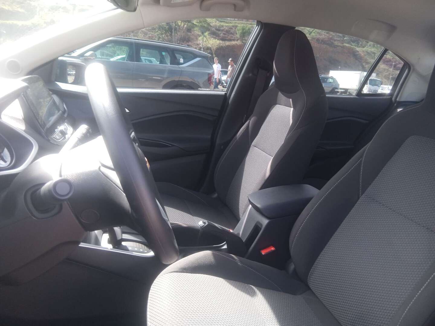 Chevrolet - Onix - 2025
