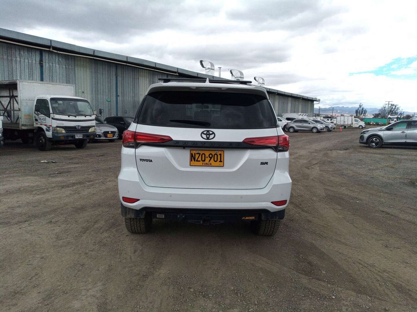 Toyota - Fortuner - 2024