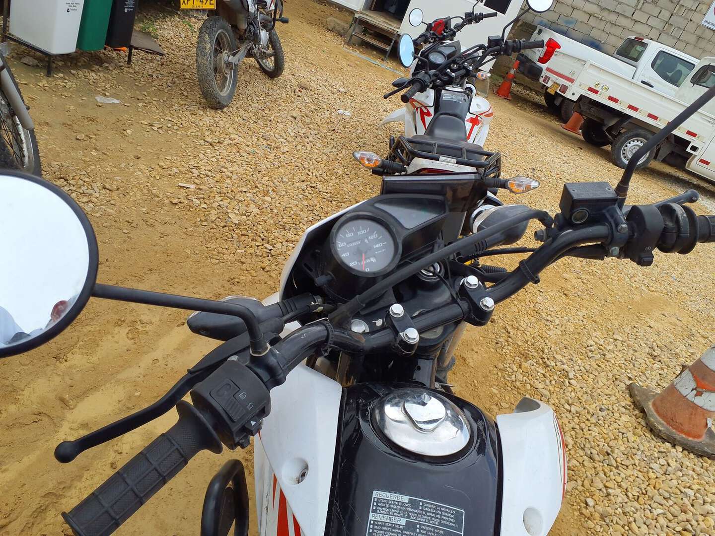 Honda - XR 150L - 2023