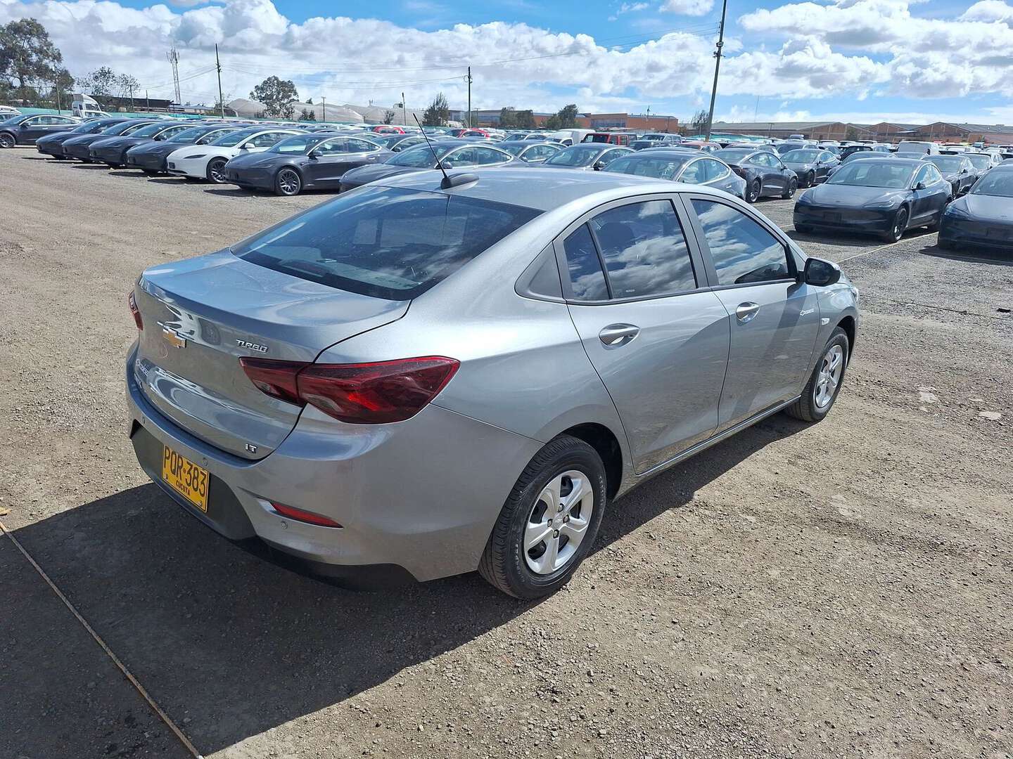 Chevrolet - Onix - 2025