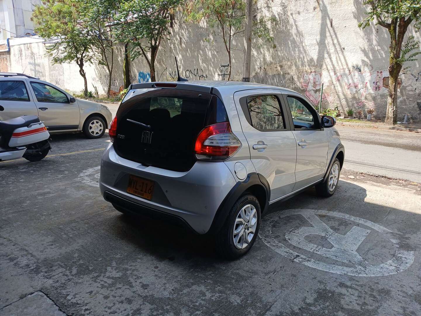 Fiat - Mobi - 2024