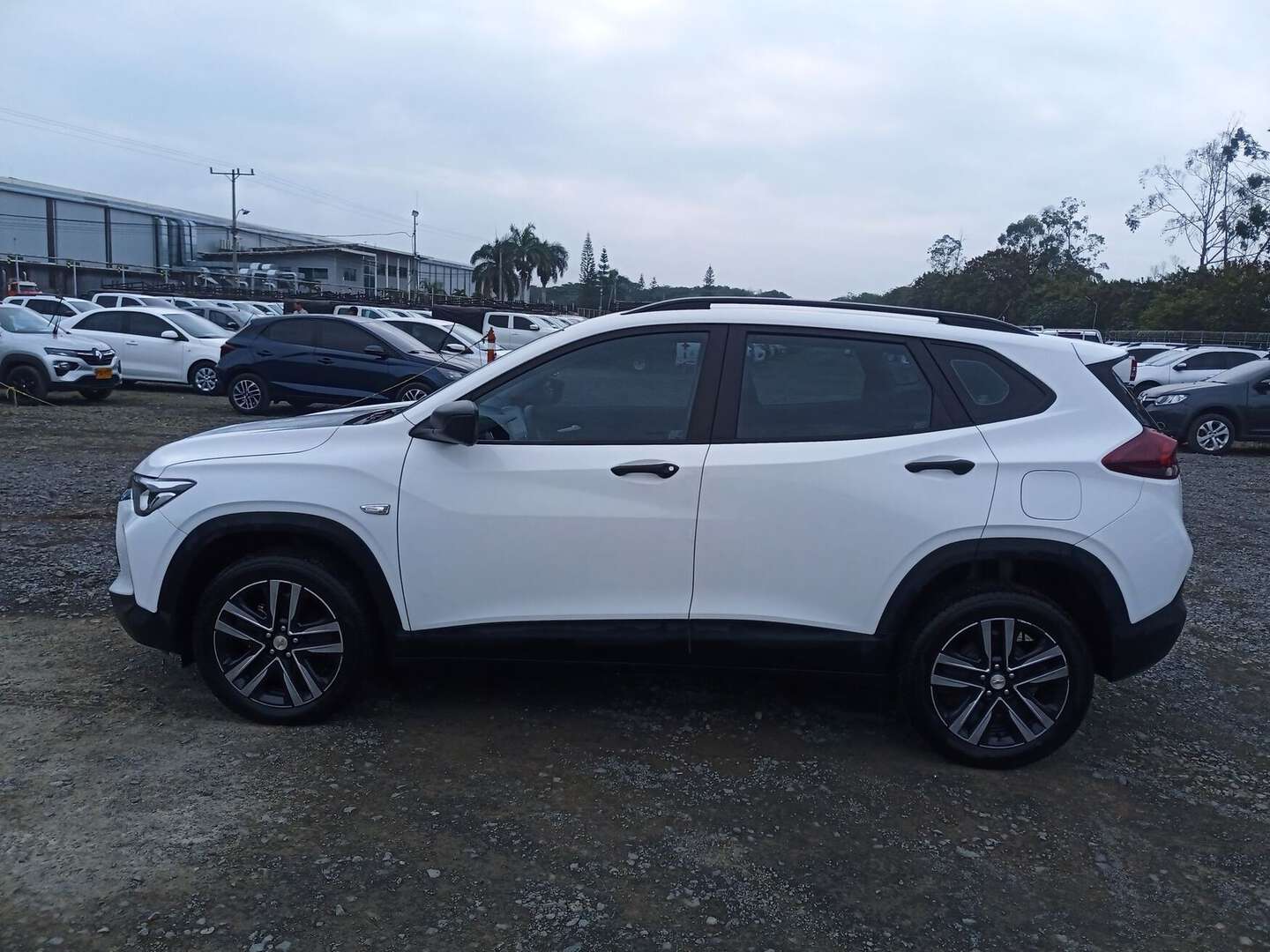 Chevrolet - Tracker - 2025