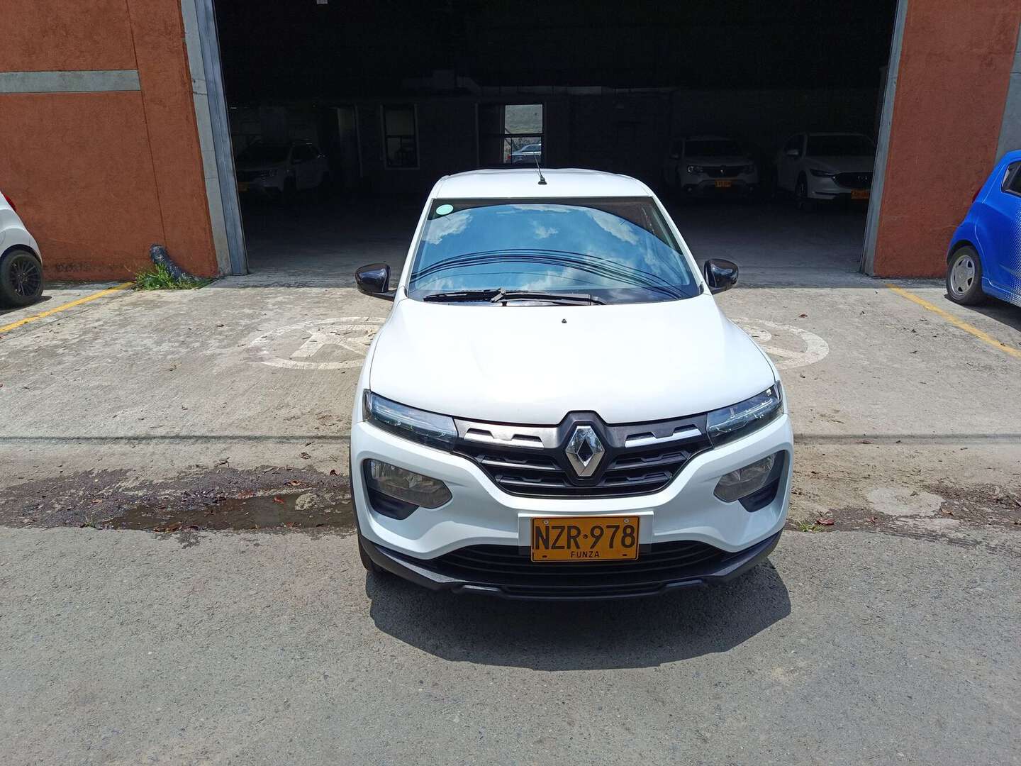 Renault - Kwid - 2025