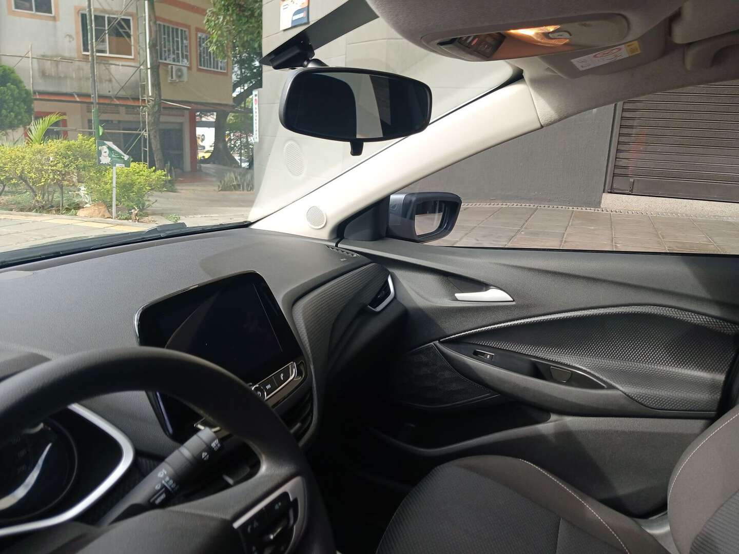 Chevrolet - Onix - 2025