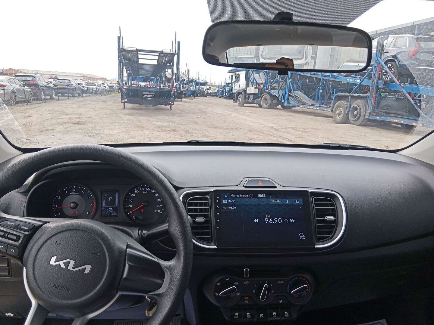 Kia - Soluto - 2025