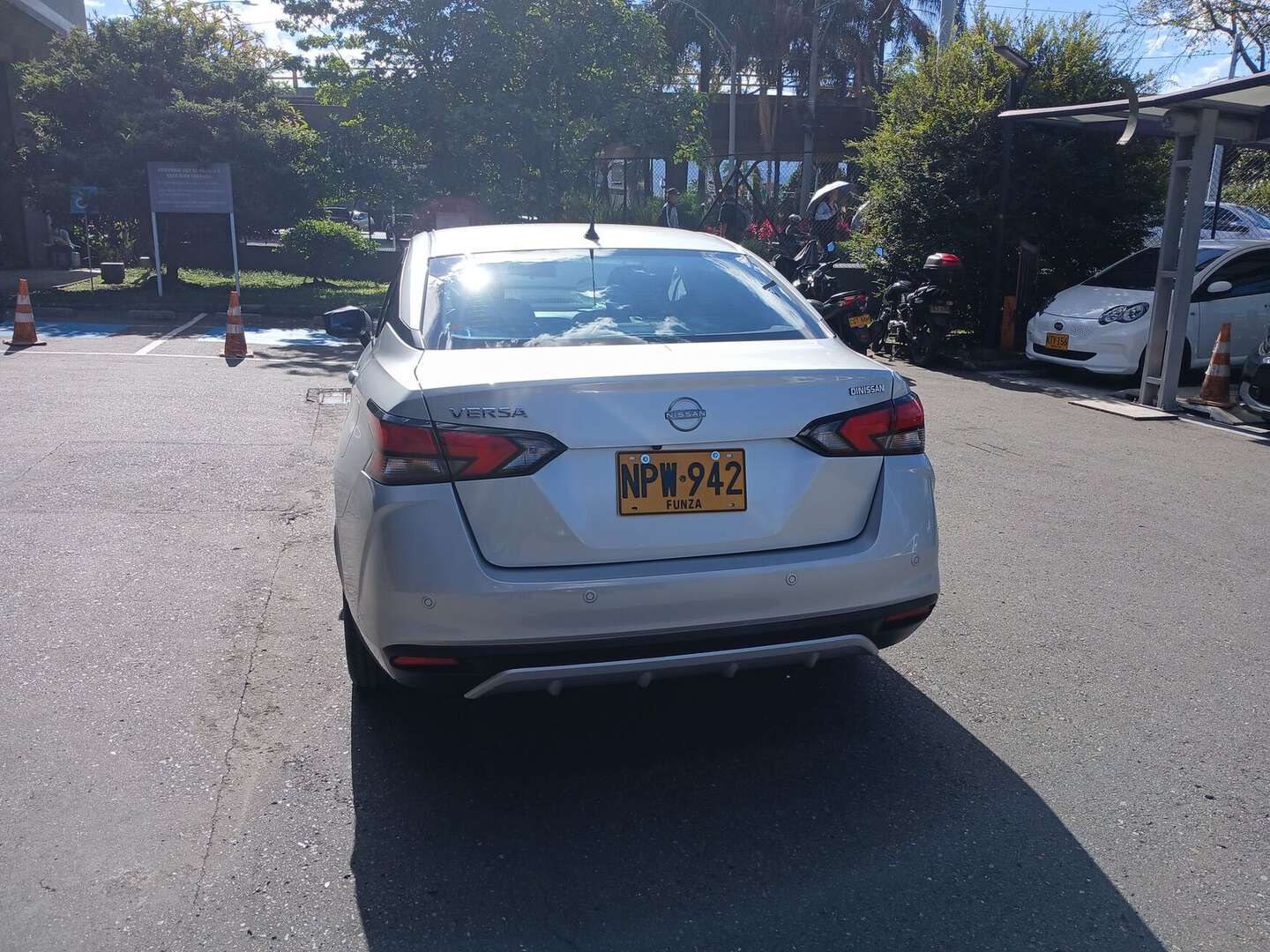 Nissan - Versa - 2025