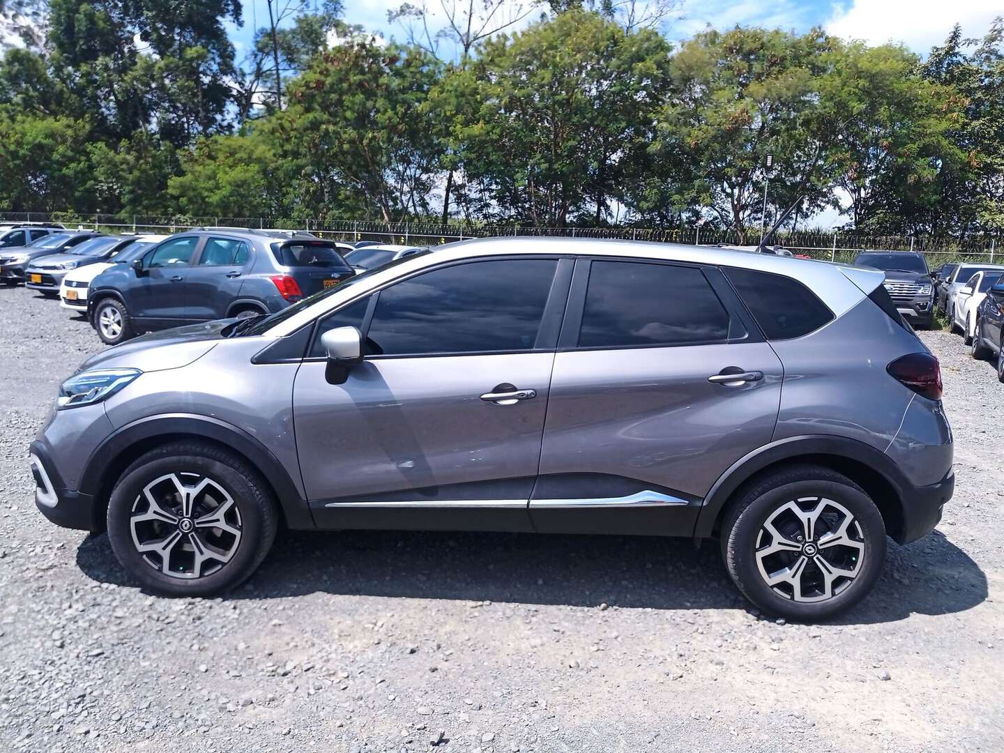 Renault - Captur - 2023