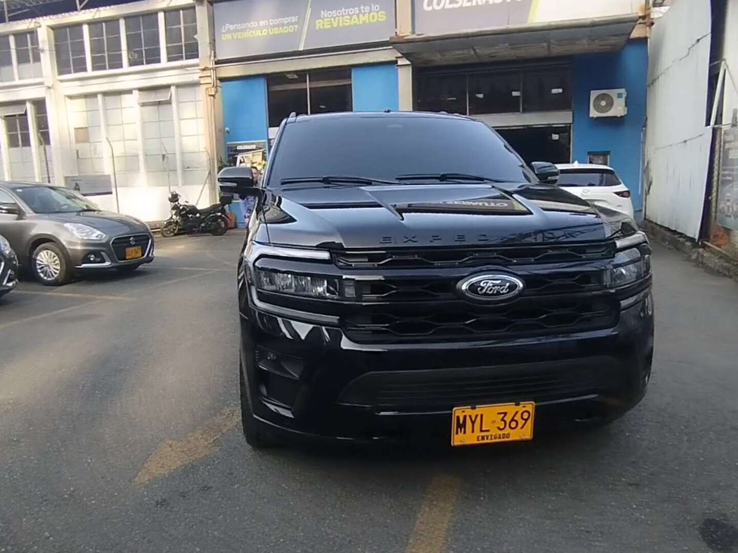 Ford - Expedition - 2023