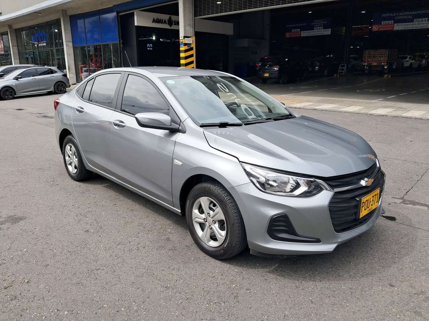 Chevrolet - Onix - 2025