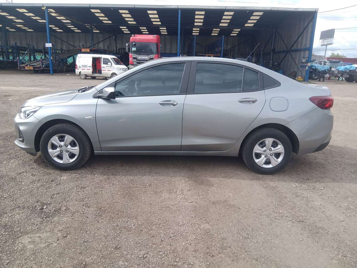 Chevrolet - Onix - 2025
