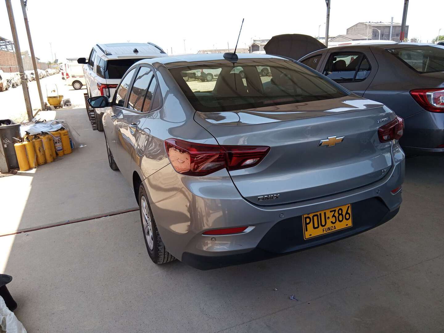 Chevrolet - Onix - 2025