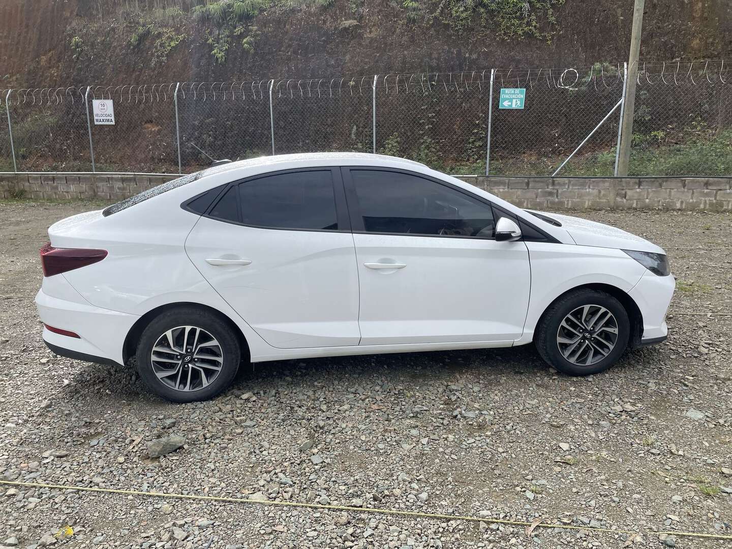Hyundai - Accent - 2024