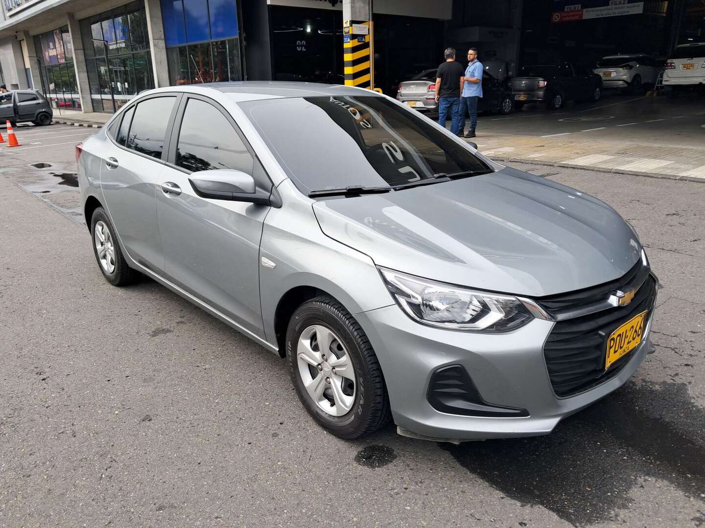 Chevrolet - Onix - 2025