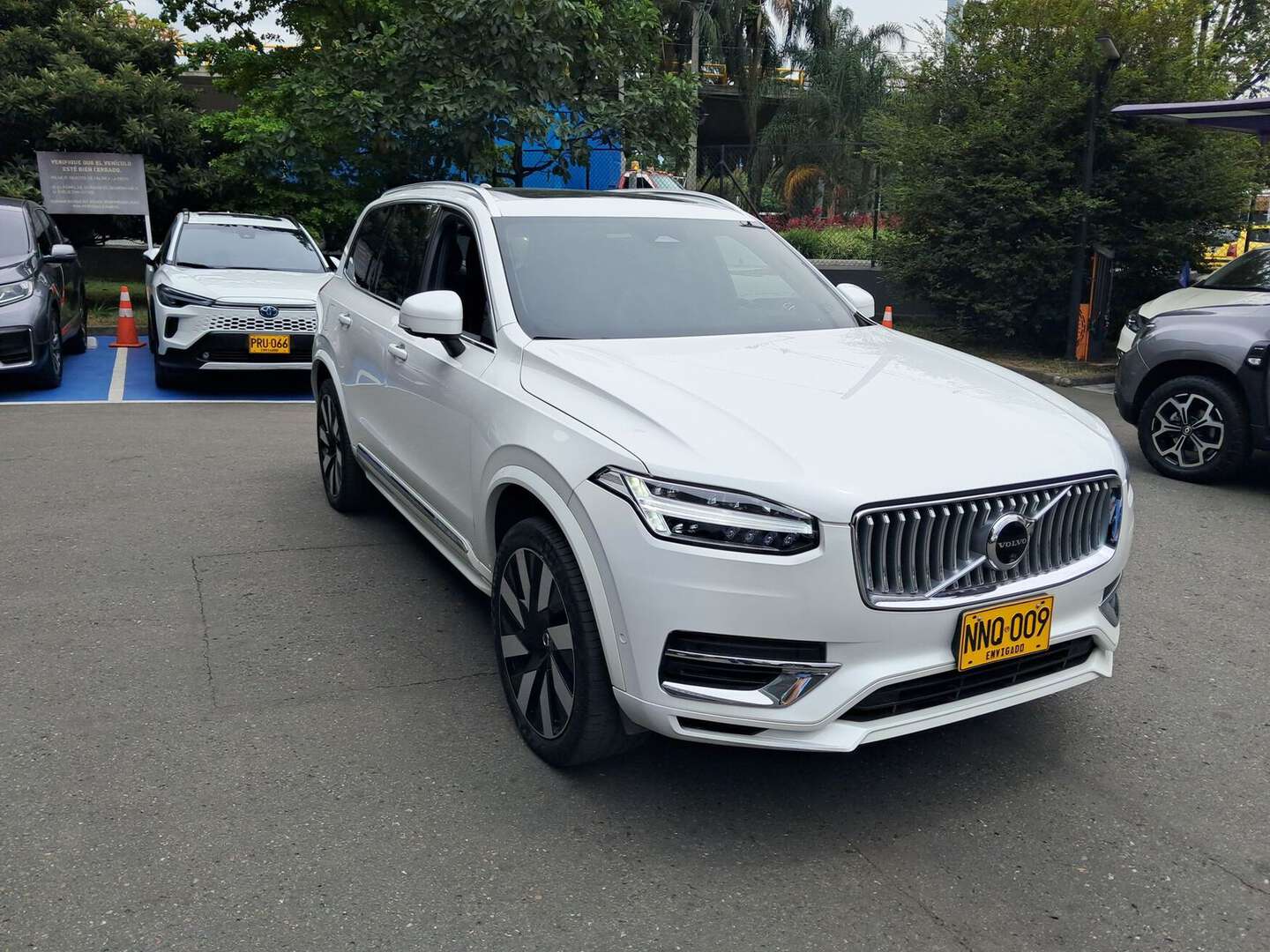 Volvo - XC90 - 2024