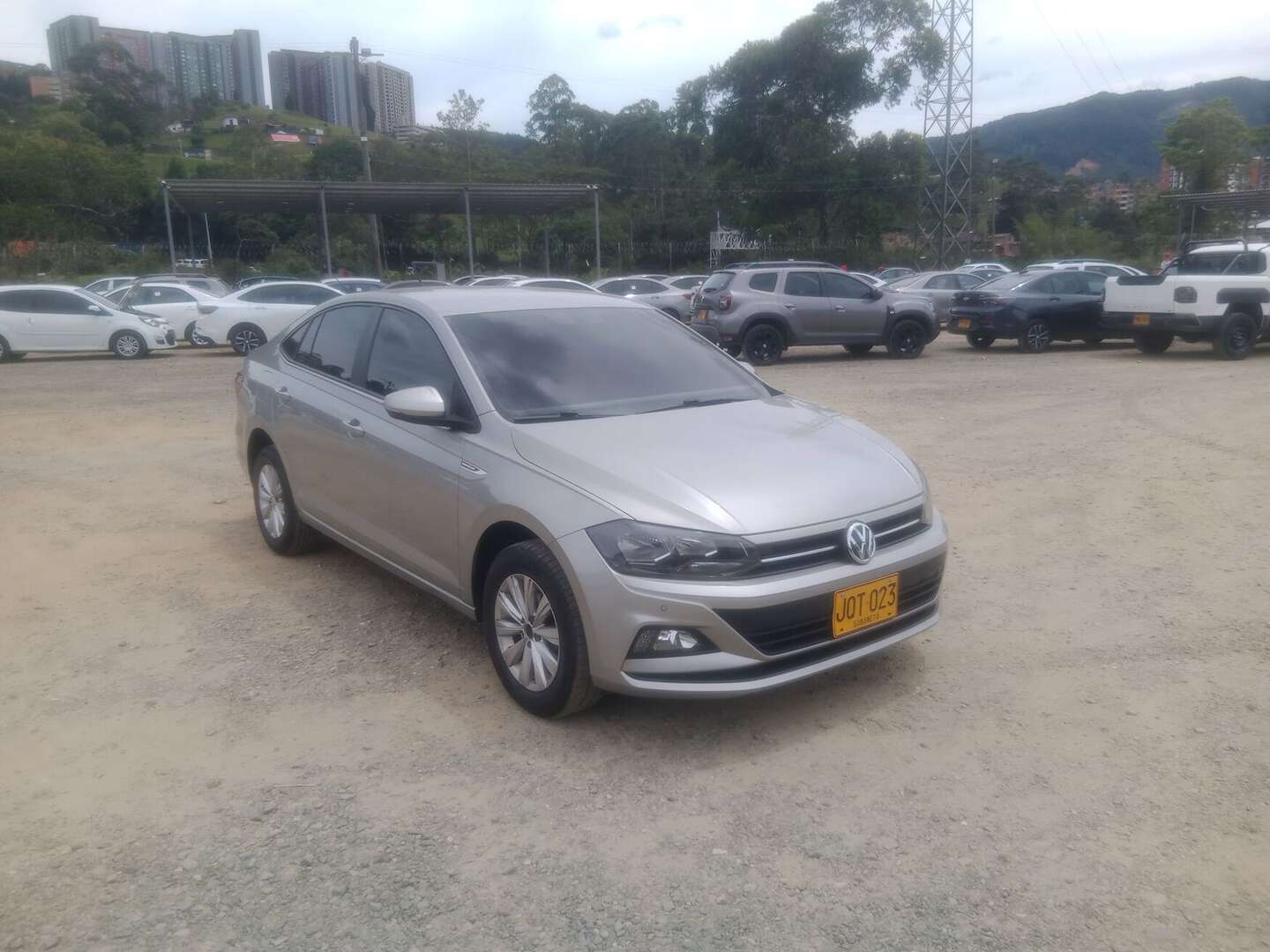 Volkswagen - Virtus - 2021