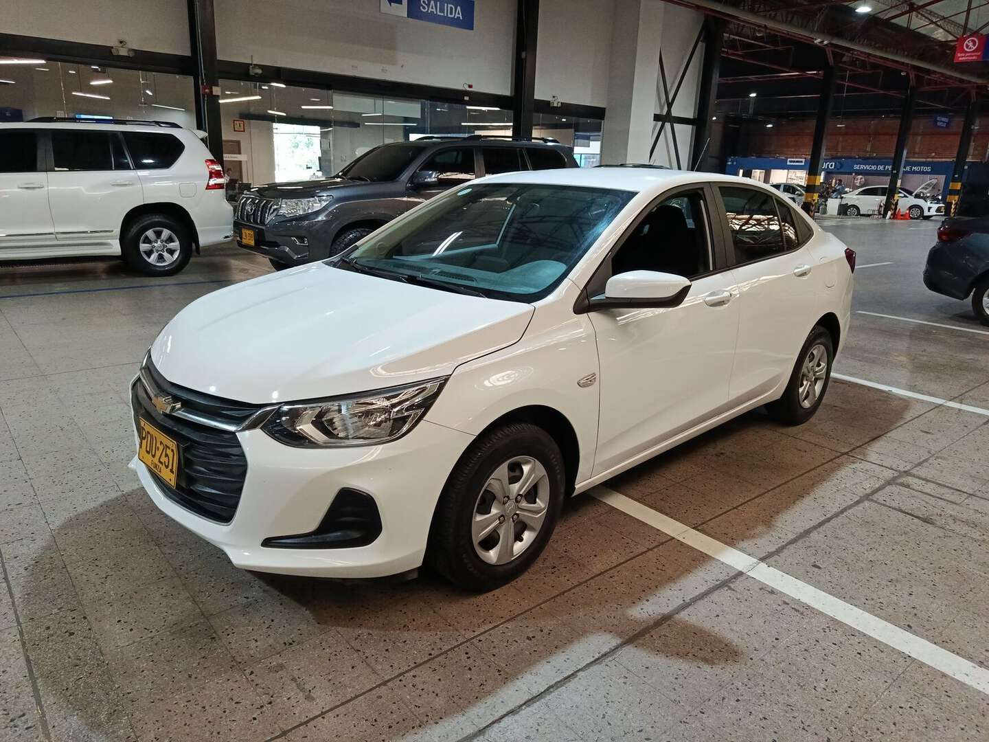 Chevrolet - Onix - 2025