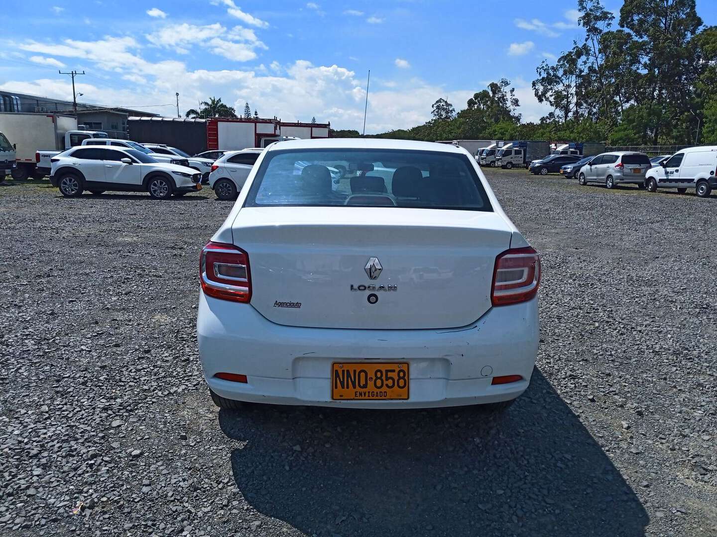 Renault - Logan - 2024