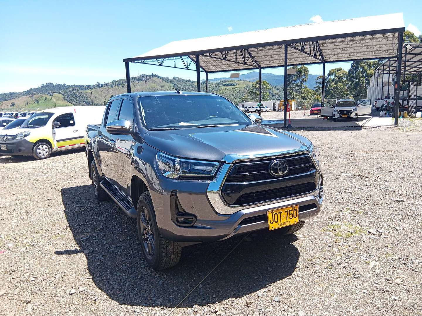 Toyota - Hilux - 2021
