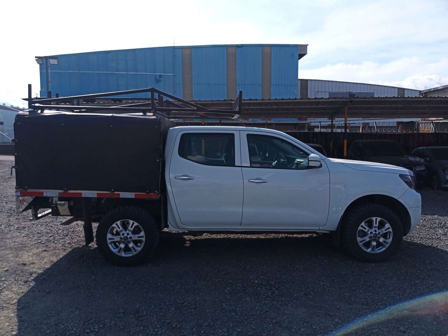 Nissan - Frontier - 2025