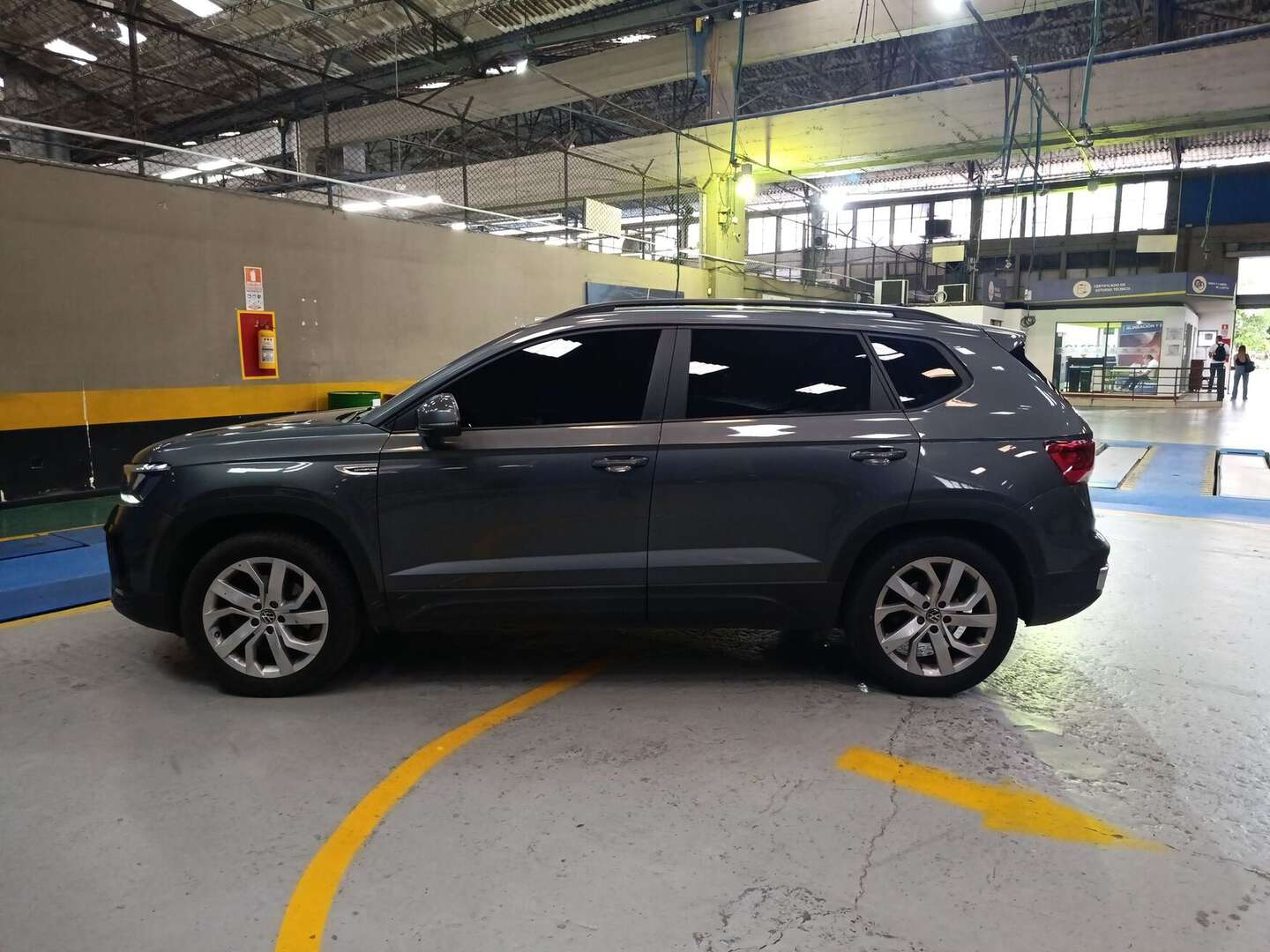 Volkswagen - Taos - 2022